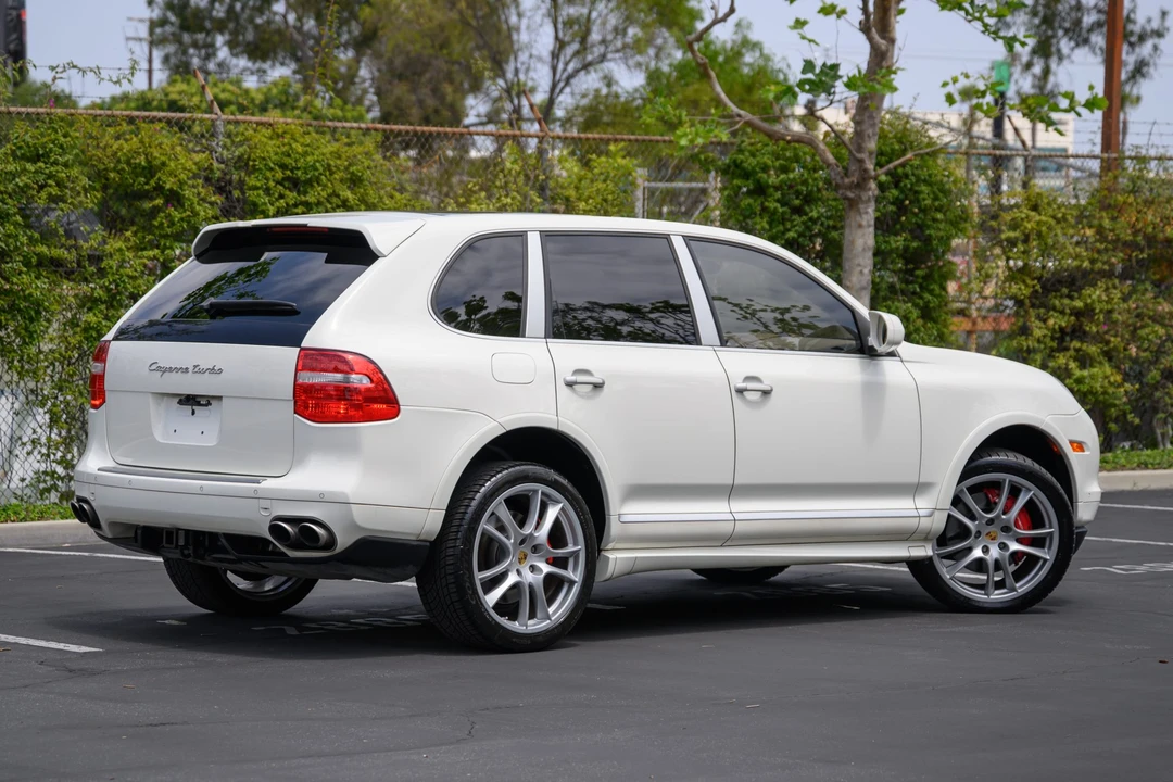 2008 Porsche 955/957 Cayenne Turbo - Image 14 of 31