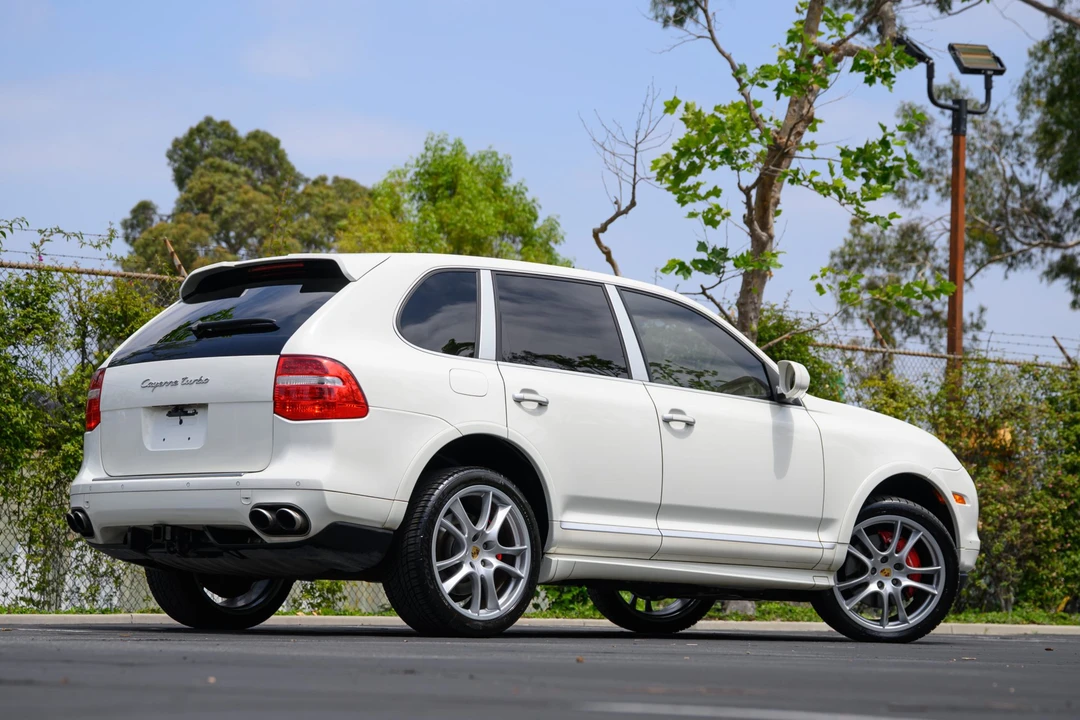 2008 Porsche 955/957 Cayenne Turbo - Image 12 of 31