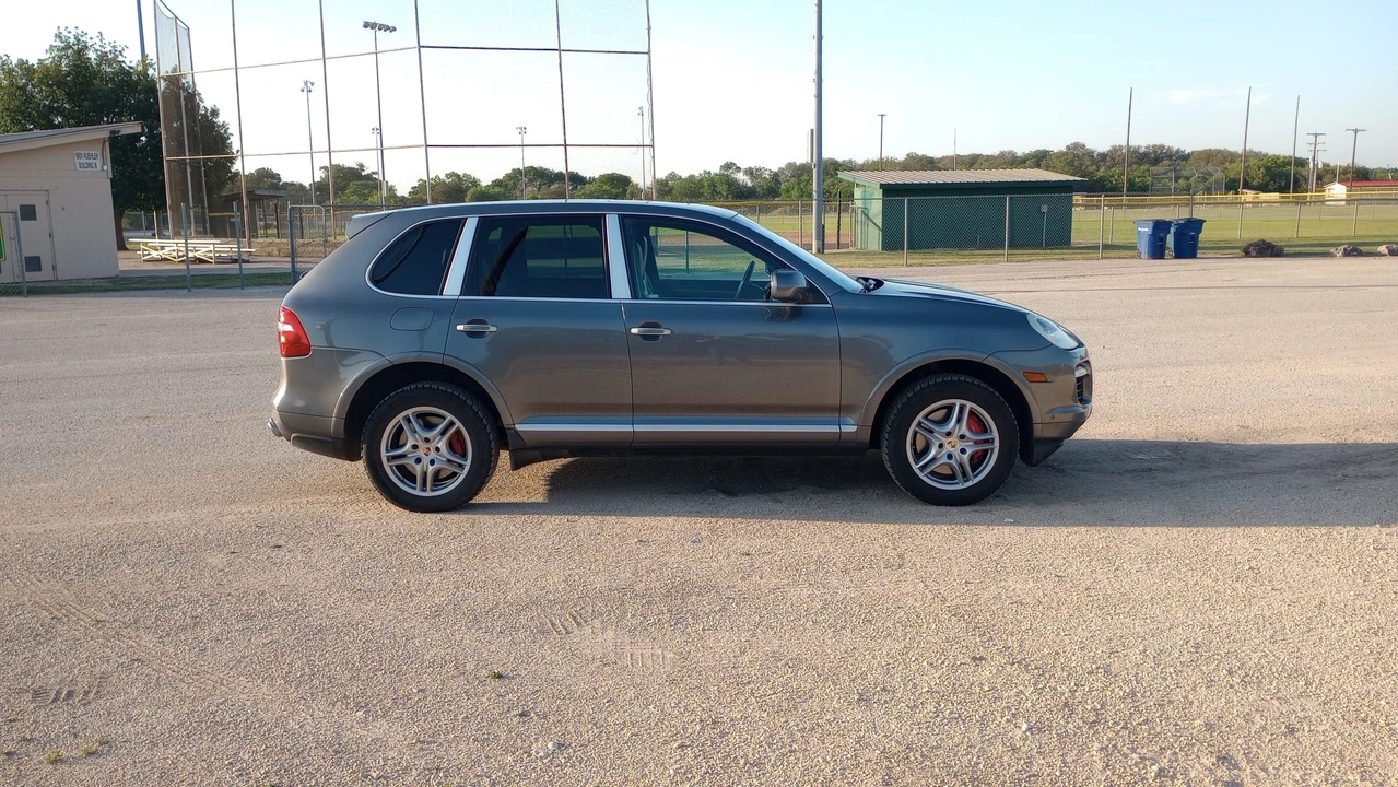 2008 Porsche 955/957 Cayenne Turbo - Image 24 of 31