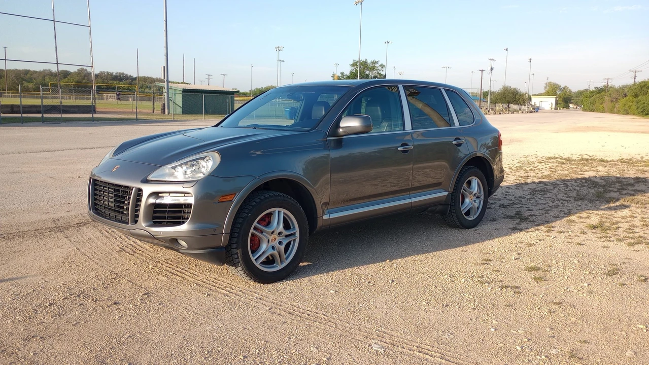 2008 Porsche 955/957 Cayenne Turbo - Image 4 of 31