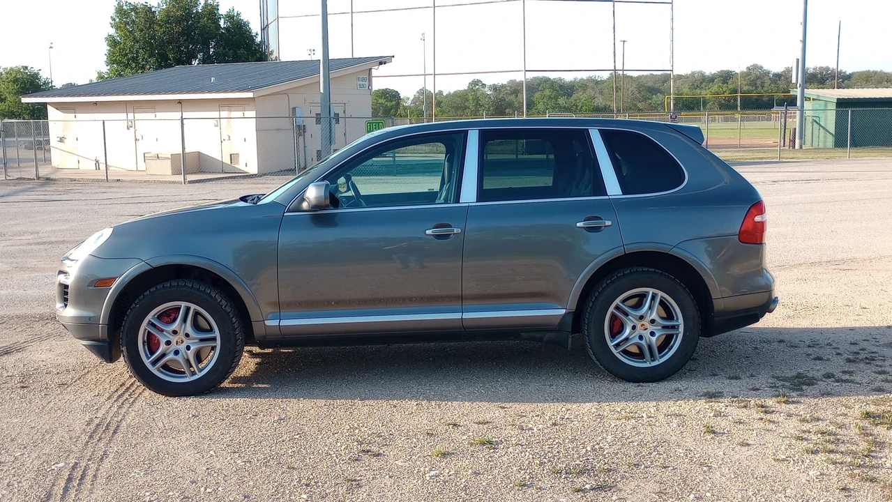 2008 Porsche 955/957 Cayenne Turbo - Image 7 of 31