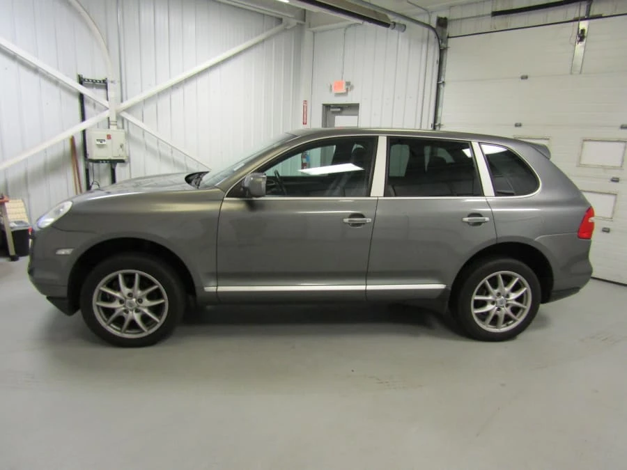 2008 Porsche 955/957 Cayenne - Image 2 of 12