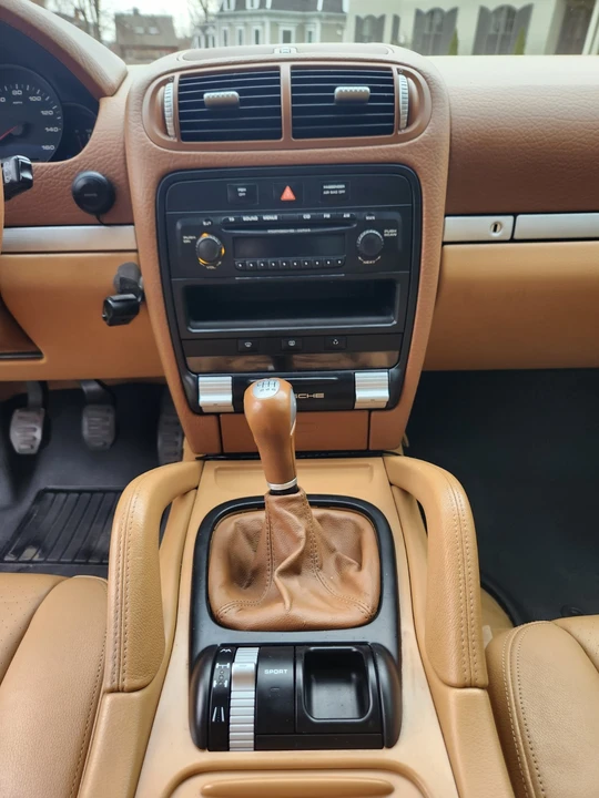 2008 Porsche Cayenne - Image 26 of 31