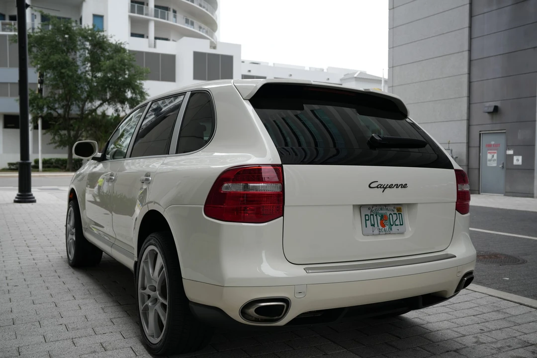 2008 Porsche 955/957 Cayenne - Image 13 of 31