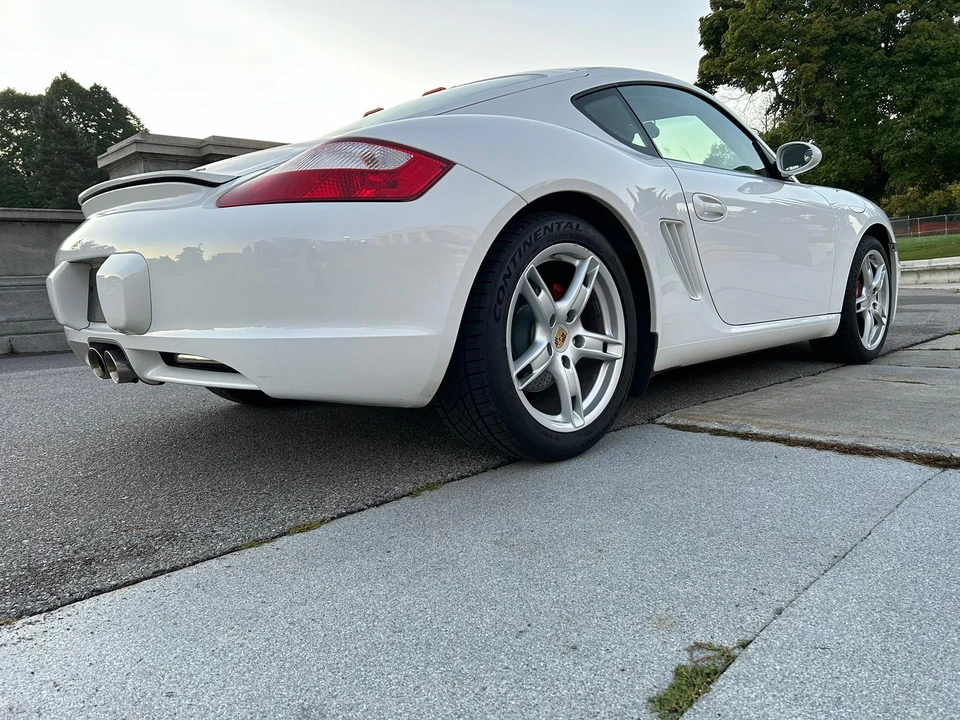 2008 Porsche 987 Cayman S - Image 16 of 31