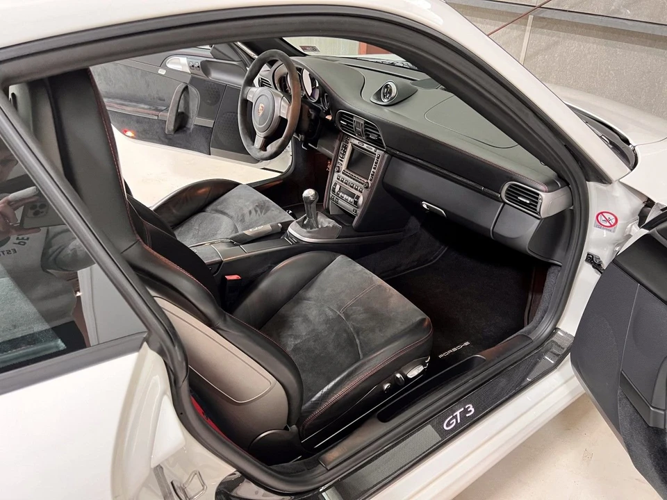 2008 Porsche 997 GT3 - Image 13 of 17