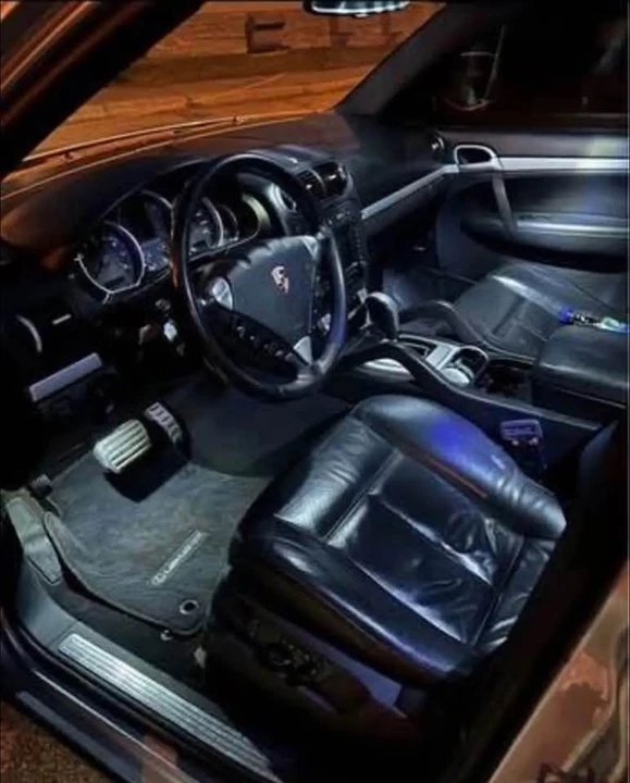 2008 Porsche 955/957 Cayenne - Image 4 of 5