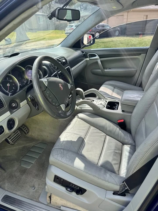 2008 Porsche 955/957 Cayenne - Image 2 of 3