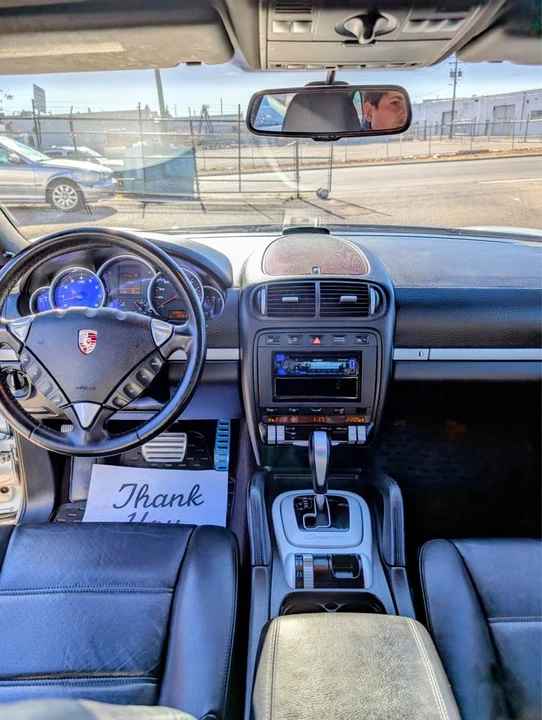 2008 Porsche 955/957 Cayenne S - Image 8 of 11