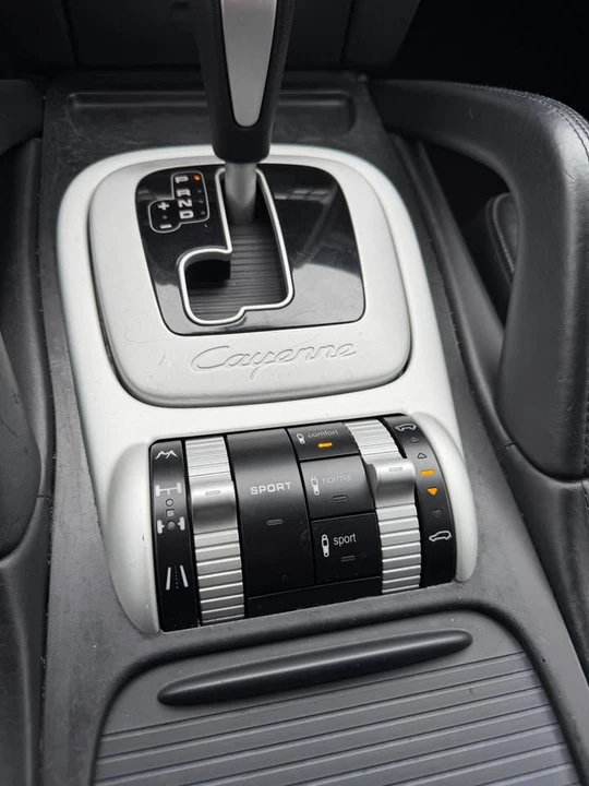 2008 Porsche 955/957 Cayenne GTS - Image 14 of 20