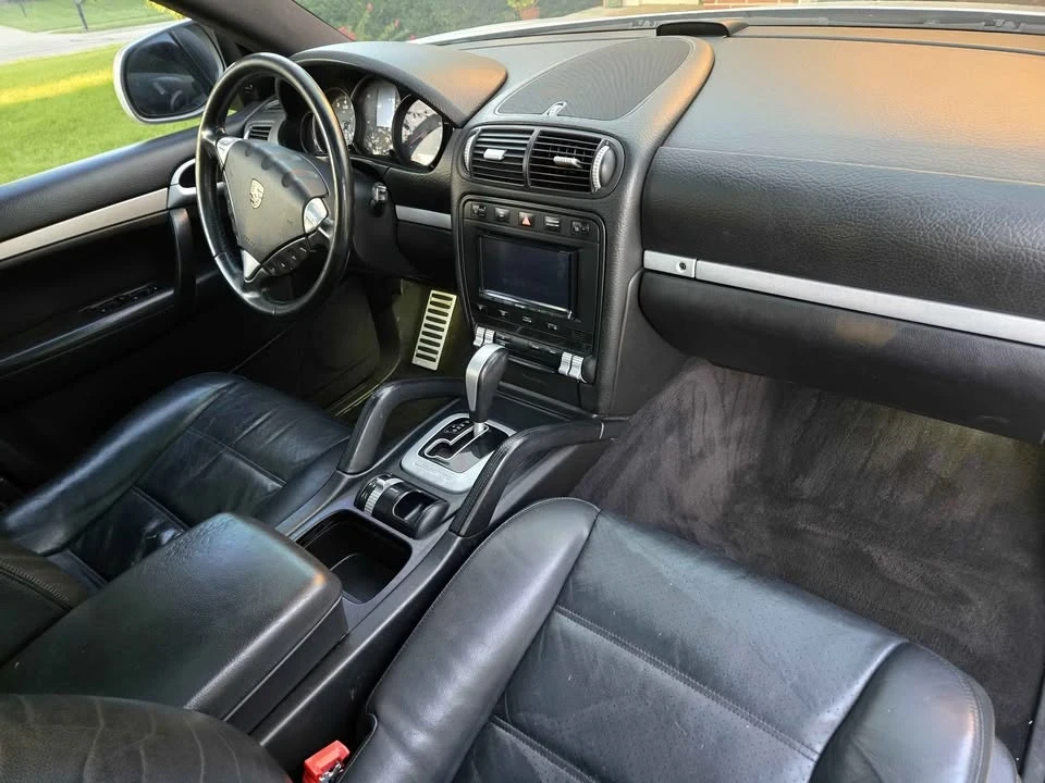 2008 Porsche 955/957 Cayenne S - Image 9 of 12