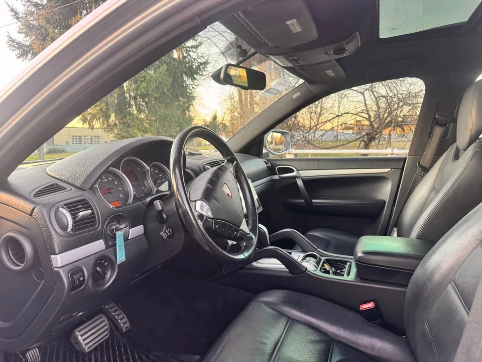2008 Porsche 955/957 Cayenne S - Image 8 of 10