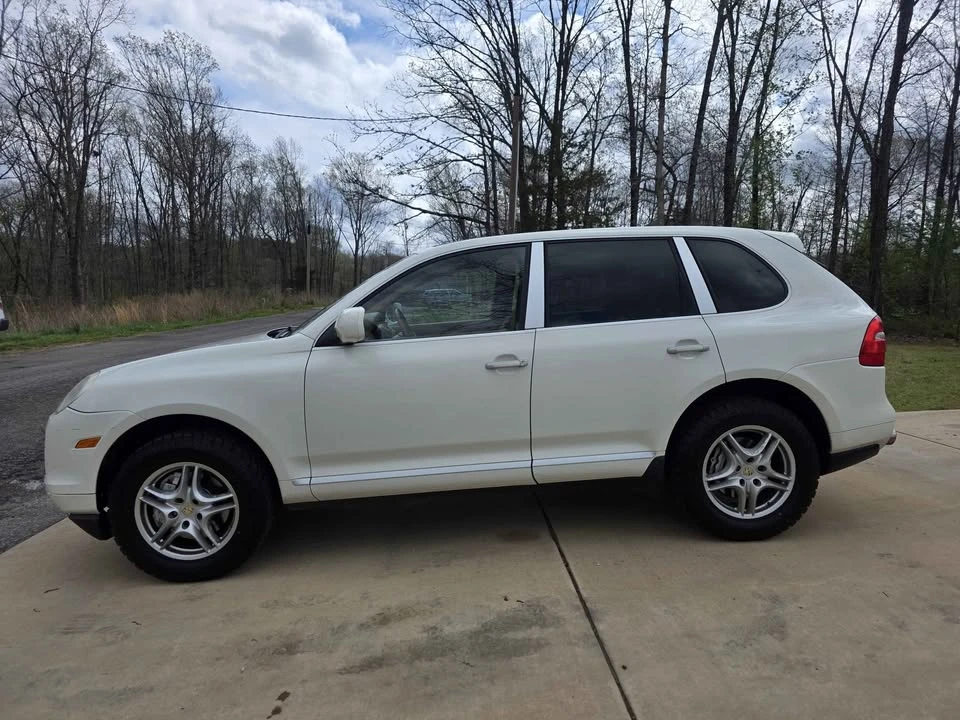 2008 Porsche 955/957 Cayenne S - Image 2 of 17