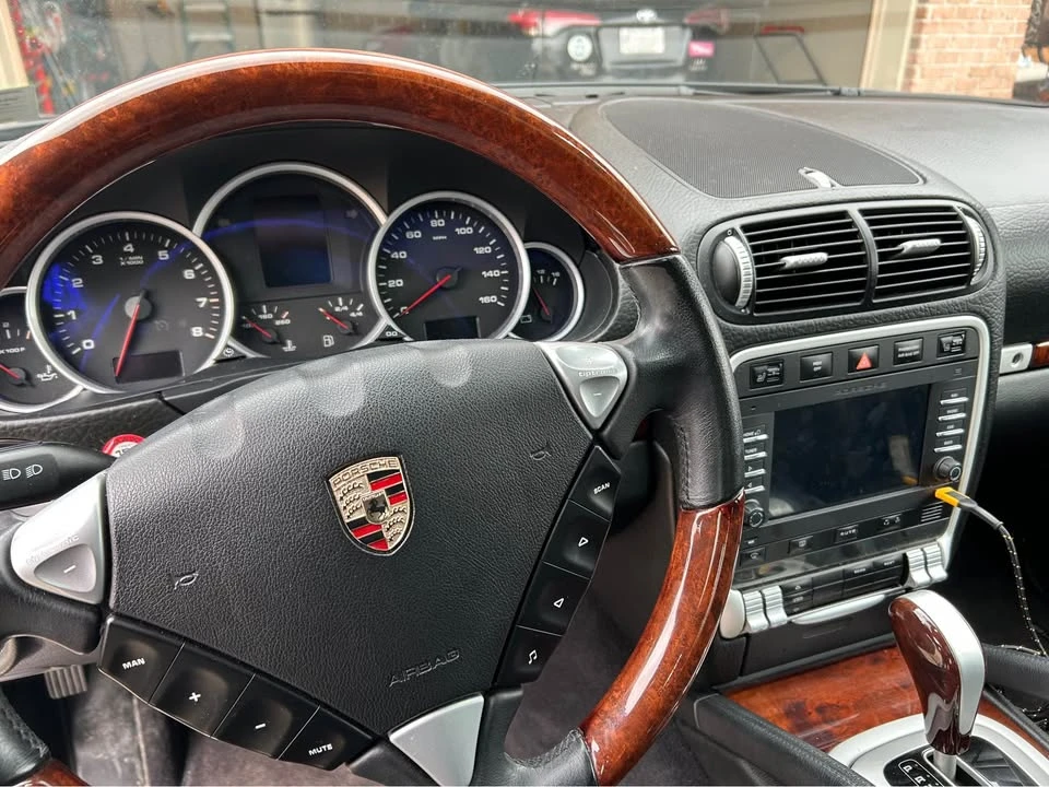 2008 Porsche 955/957 Cayenne S - Image 10 of 12