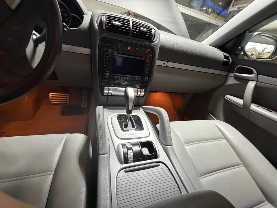 2008 Porsche 955/957 Cayenne S - Image 13 of 16