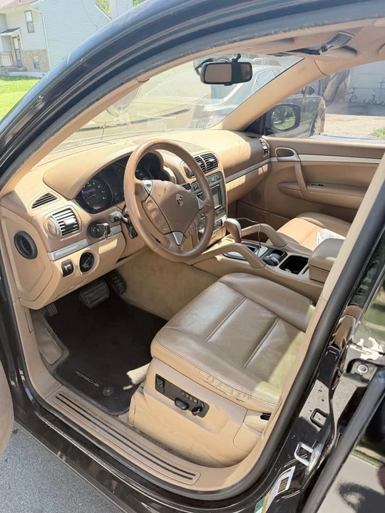 2008 Porsche 955/957 Cayenne S - Image 8 of 11