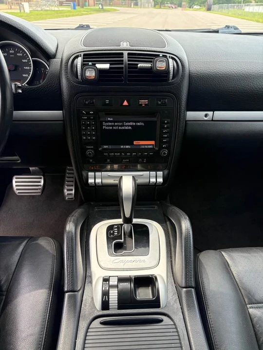2008 Porsche 955/957 Cayenne S - Image 14 of 16