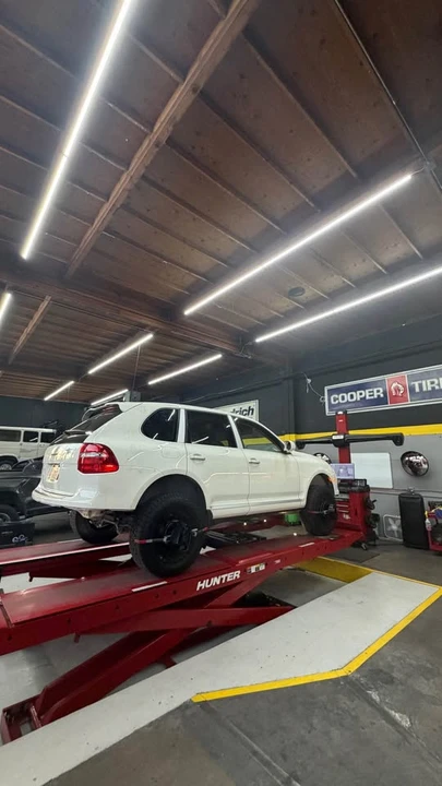 2008 Porsche 955/957 Cayenne - Image 2 of 7