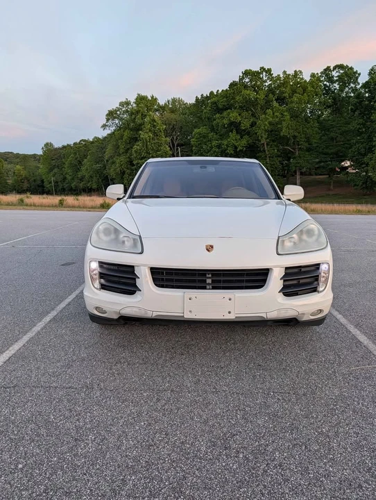 2008 Porsche 955/957 Cayenne - Image 2 of 16