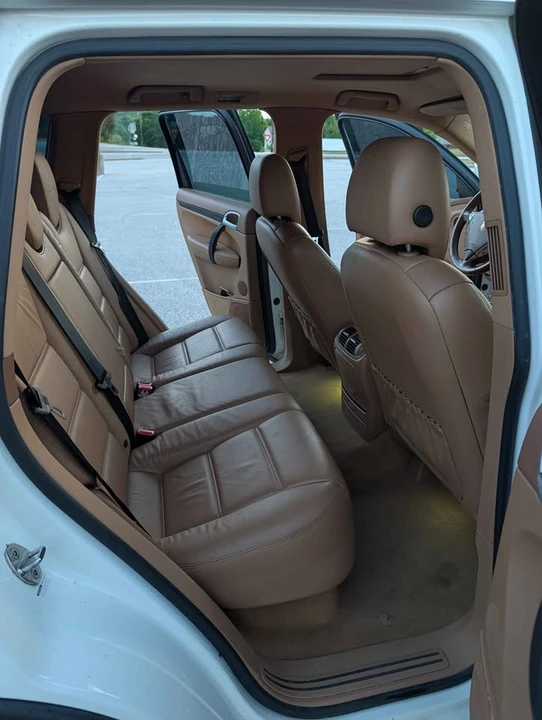 2008 Porsche 955/957 Cayenne - Image 14 of 16