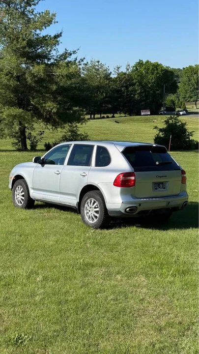 2008 Porsche 955/957 Cayenne - Image 2 of 8