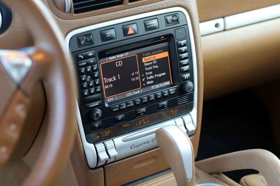 2008 Porsche 955/957 Cayenne GTS - Image 9 of 17