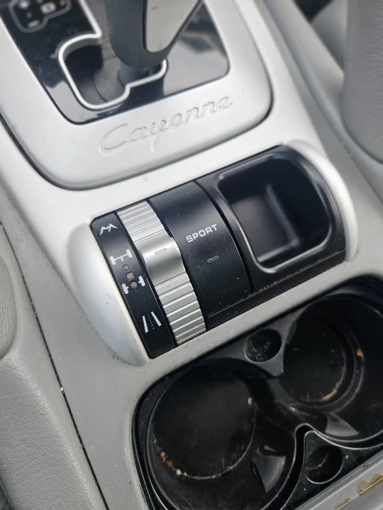 2008 Porsche 955/957 Cayenne S - Image 7 of 19