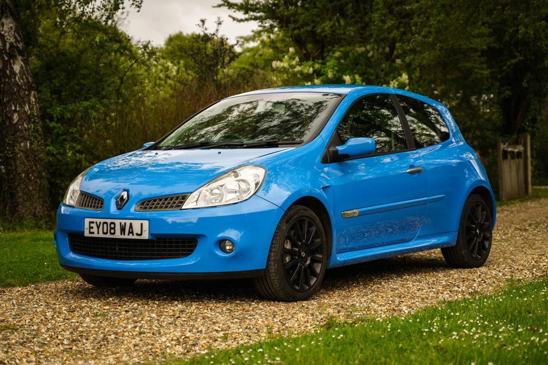 2008 Renault Clio 3rd Gen - Image 2 of 31