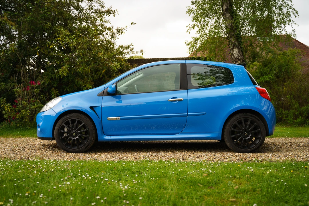 2008 Renault Clio 3rd Gen - Image 10 of 31