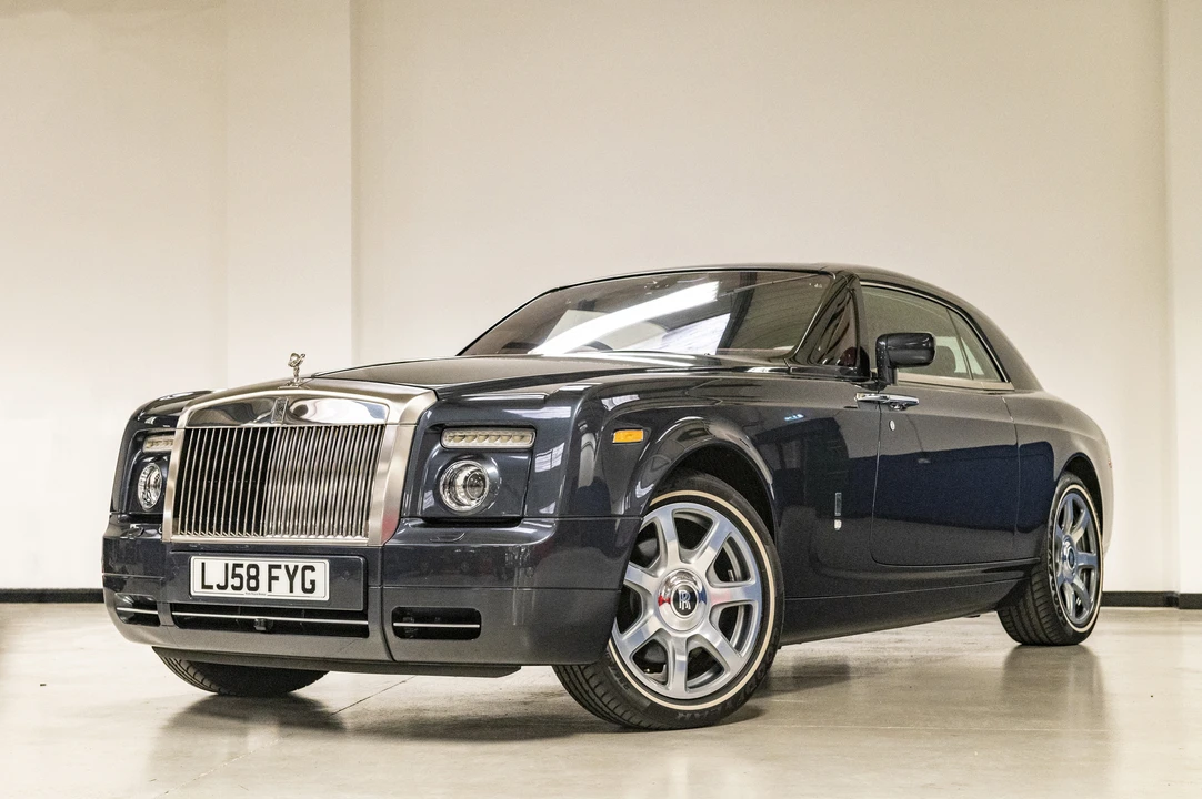 2008 Rolls-Royce Phantom VII - Image 2 of 31
