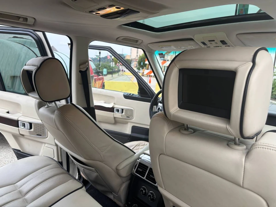 2008 Land Rover Range Rover L322 - Image 13 of 24