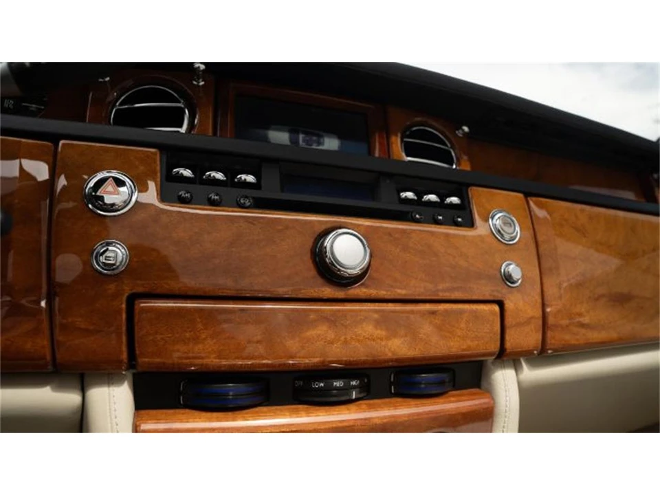 2008 Rolls-Royce Phantom VII - Image 18 of 20