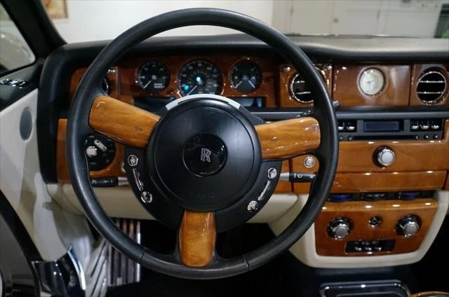 2008 Rolls-Royce Phantom VII - Image 15 of 31
