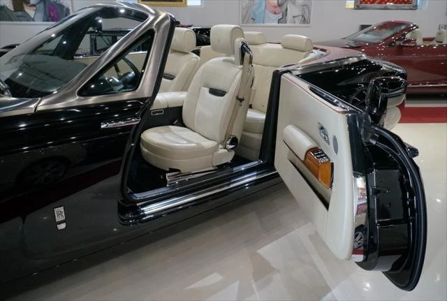 2008 Rolls-Royce Phantom VII - Image 11 of 31