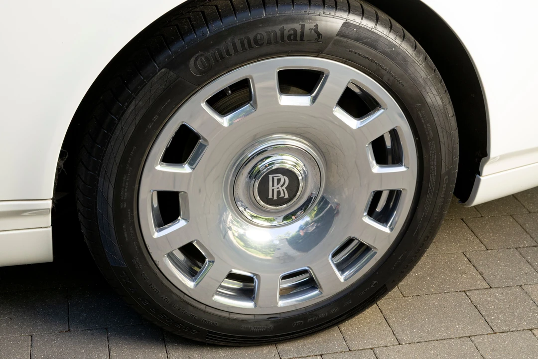 2008 Rolls-Royce Phantom VII - Image 21 of 31