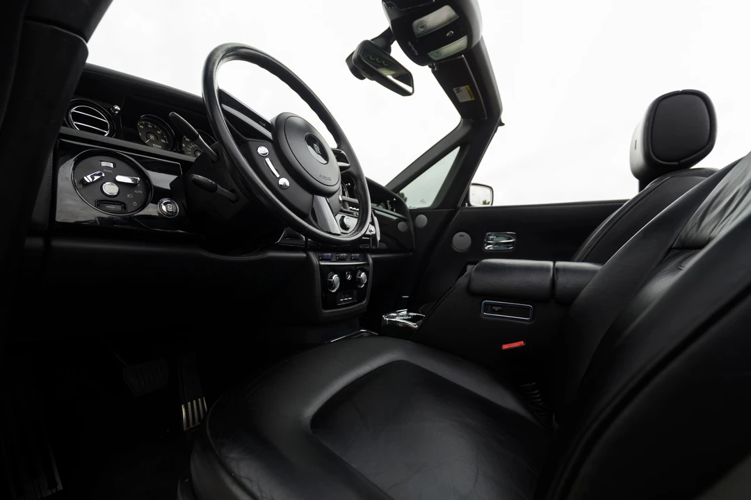 2008 Rolls-Royce Phantom VII - Image 5 of 31