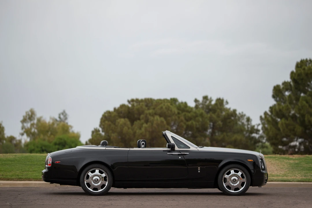 2008 Rolls-Royce Phantom VII - Image 14 of 31