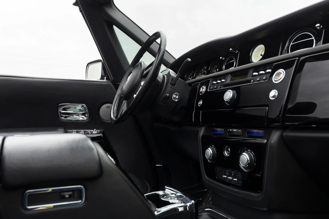 2008 Rolls-Royce Phantom VII - Image 4 of 31