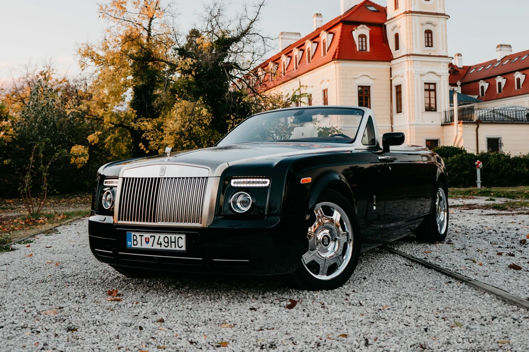 2007 Rolls-Royce Phantom VII - Image 2 of 31