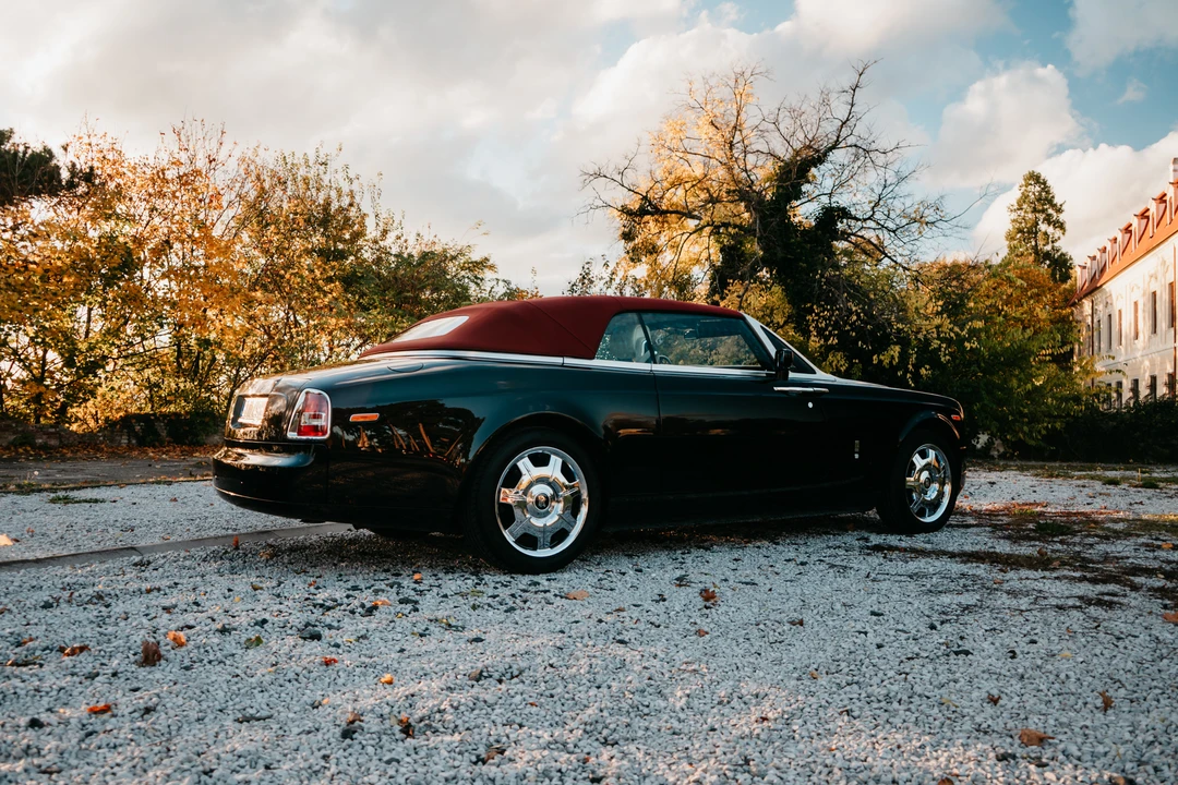 2007 Rolls-Royce Phantom VII - Image 9 of 31