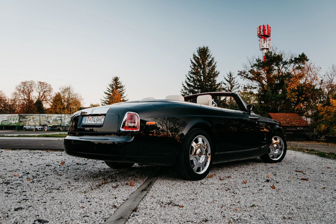 2007 Rolls-Royce Phantom VII - Image 16 of 31