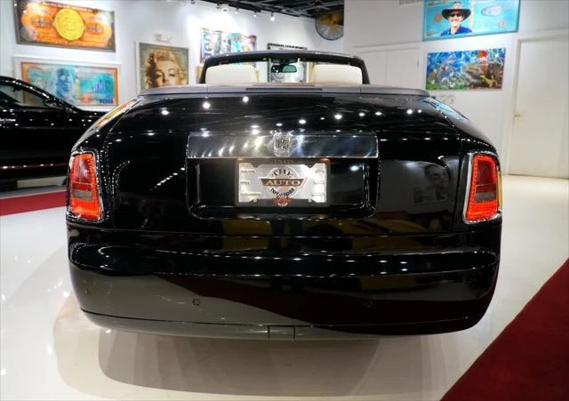 2008 Rolls-Royce Phantom VII - Image 11 of 12