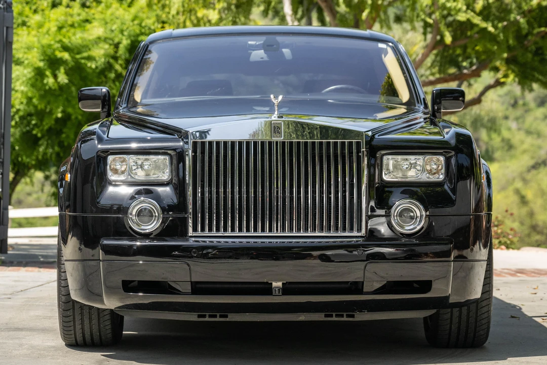 2008 Rolls-Royce Phantom VII - Image 2 of 31