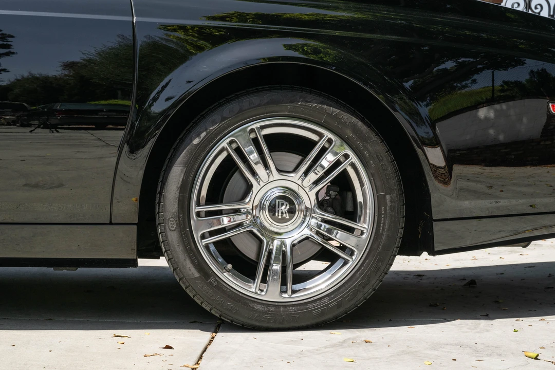 2008 Rolls-Royce Phantom VII - Image 30 of 31