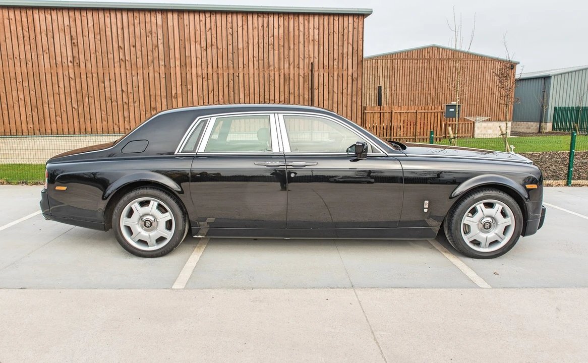 2008 Rolls-Royce Phantom VII - Image 16 of 30