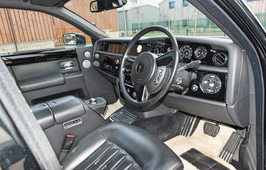 2008 Rolls-Royce Phantom VII - Image 27 of 30