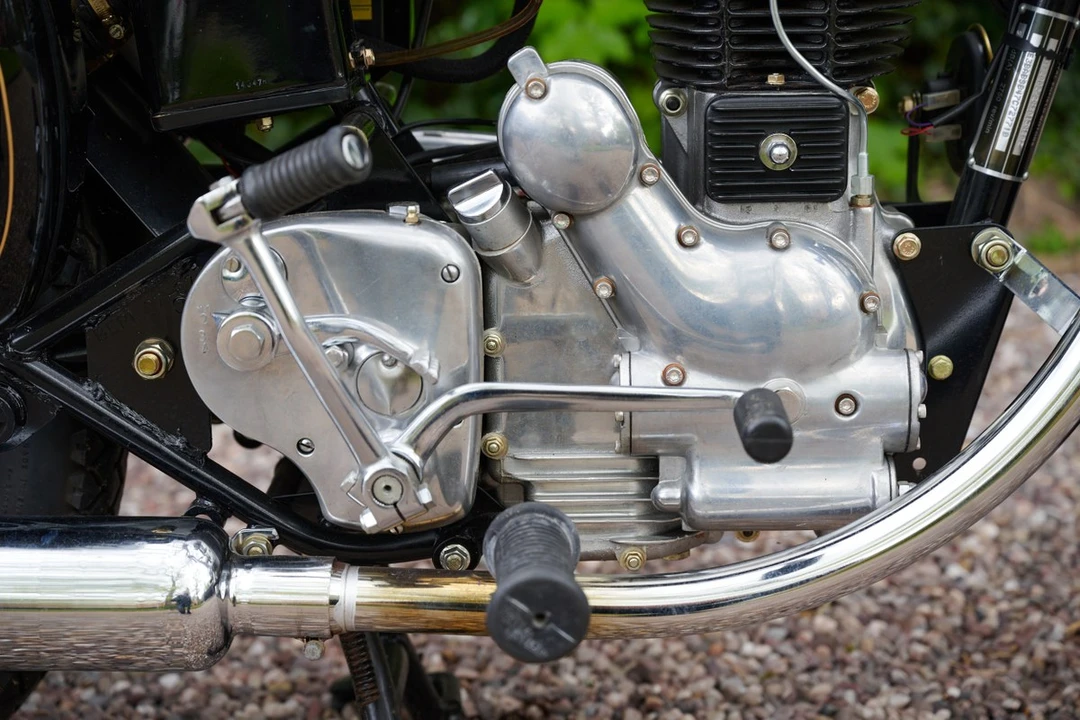 2010 Royal Enfield - Image 14 of 30