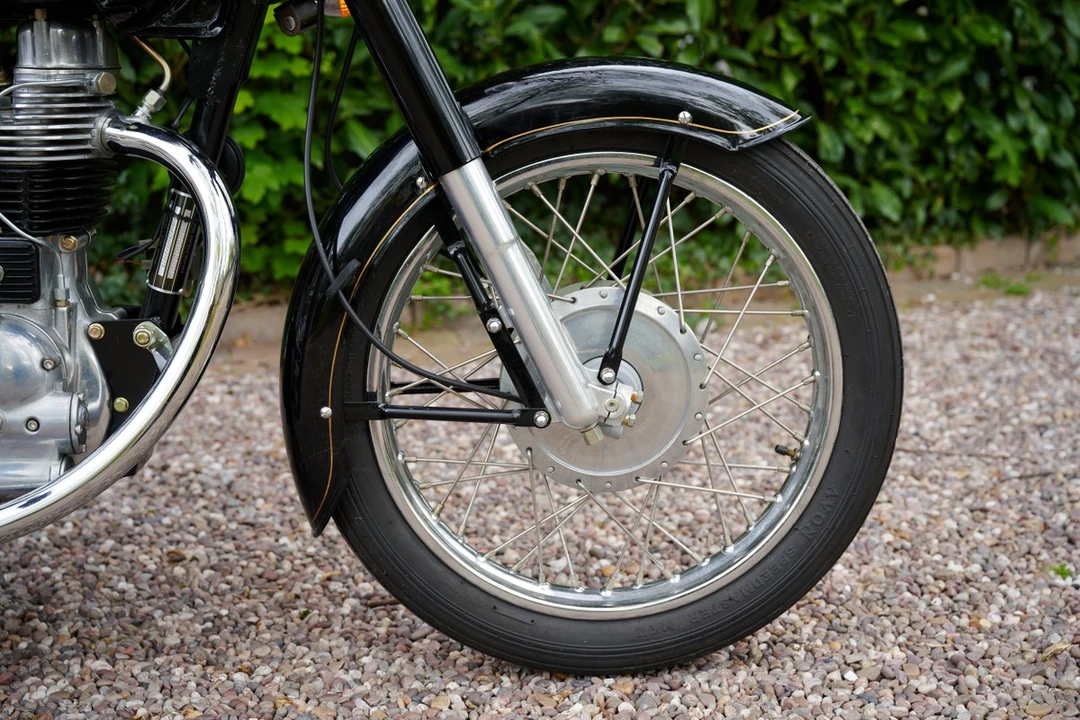 2010 Royal Enfield - Image 12 of 30
