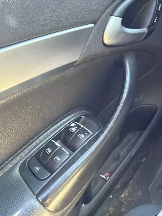 2008 Saab 9-3 2nd Gen - Image 22 of 31