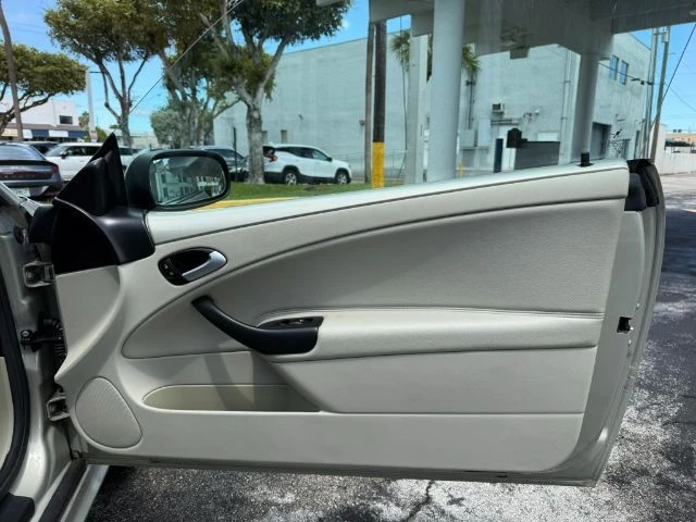 2008 Saab - Image 14 of 18